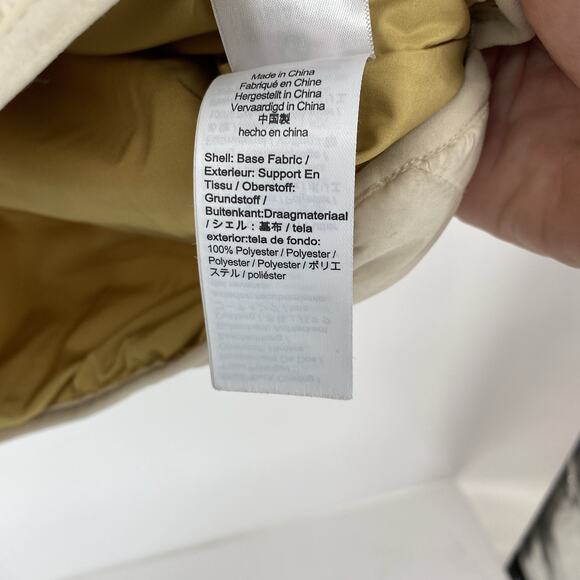 J Crew Quilted Excursion Puffer Vest Ivory Primaloft Women's Size M - Picture 6 of 10